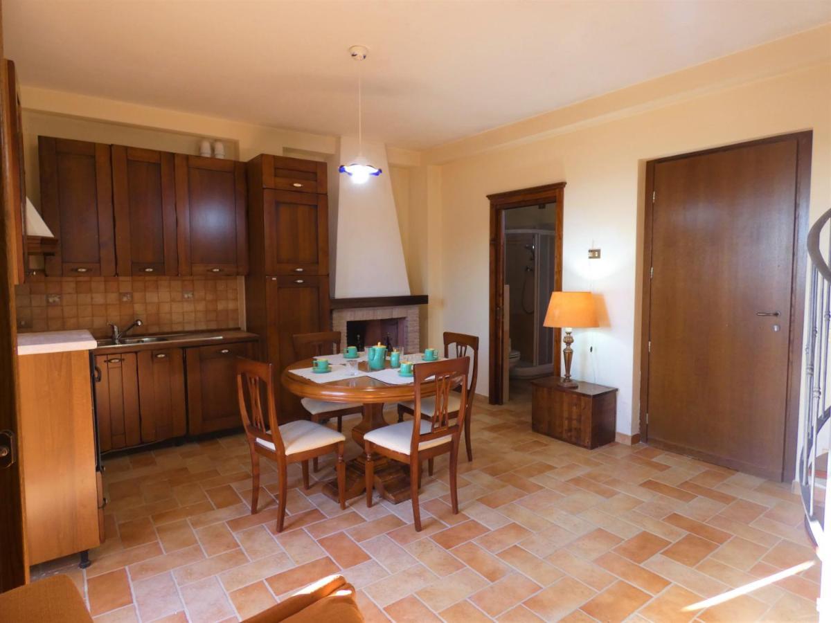 Scappo In Umbria, La Vallata Parrano Exterior foto